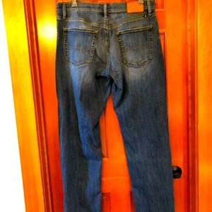Lucky Brand 221 Straight jeans